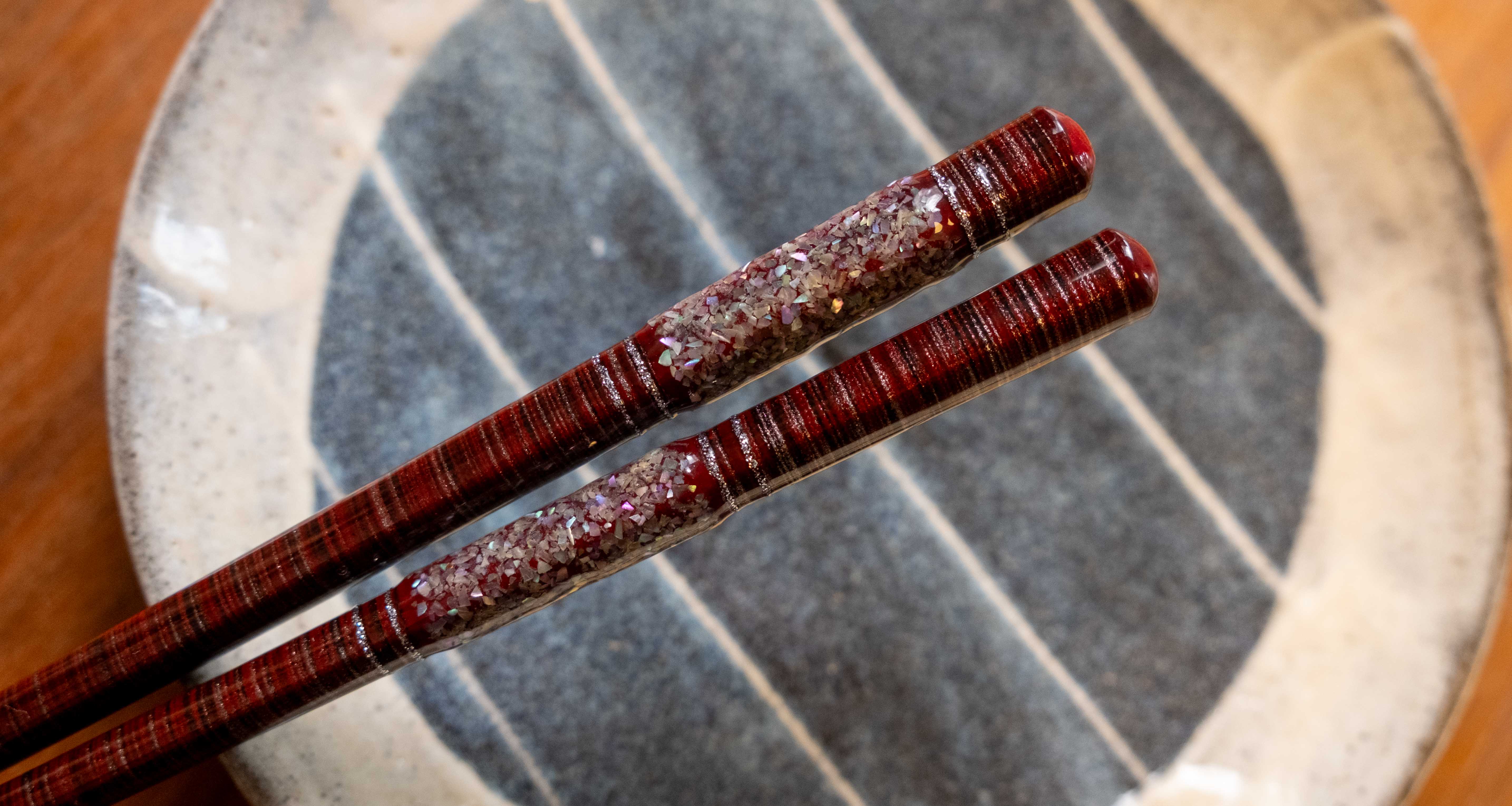 Kawai Chopsticks — Kaitsumugi Red - Image 2
