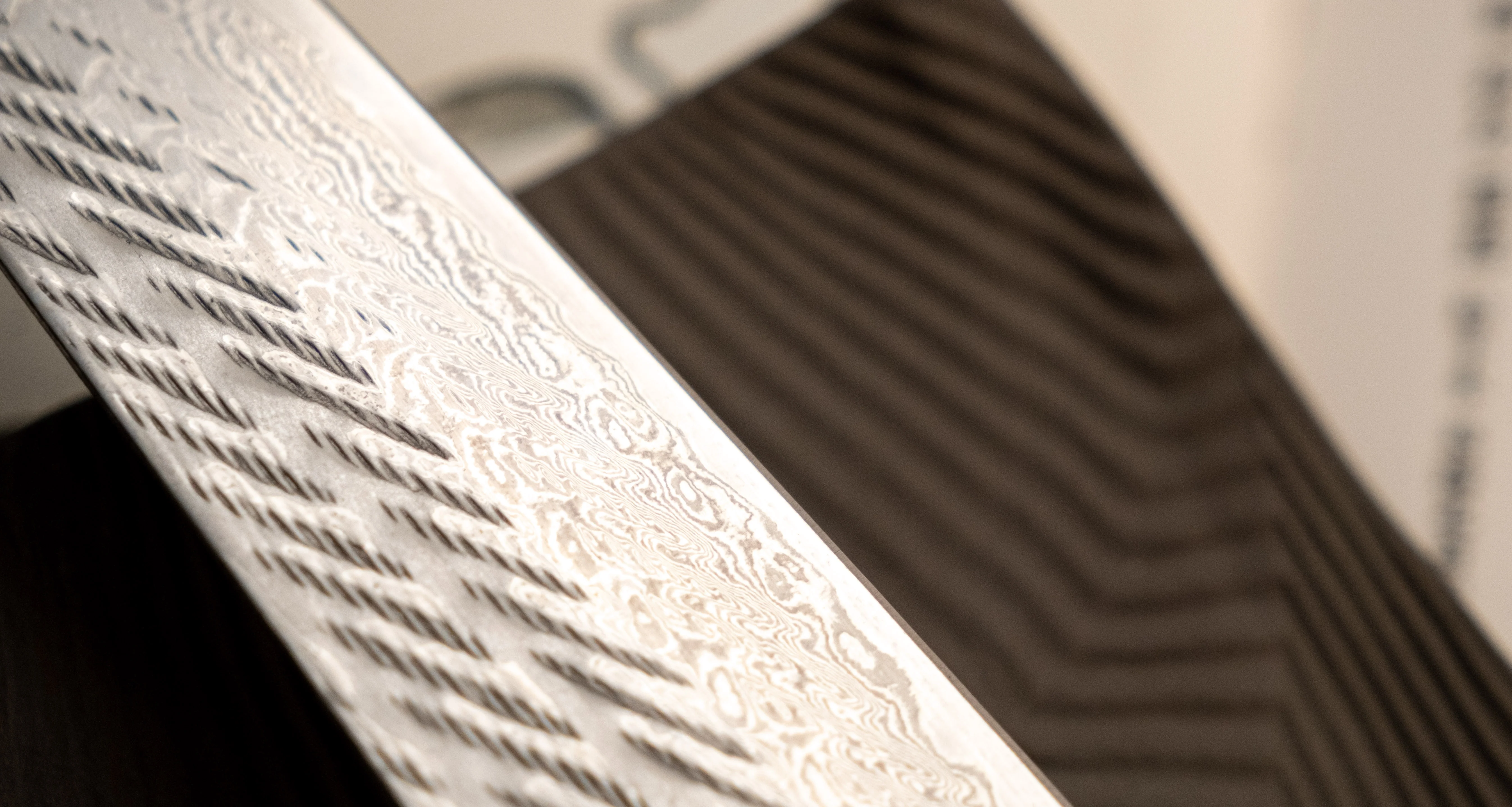 Tsunehisa Sujihiki AUS-10 Nawame Damascus 240mm (9.5") - Image 2